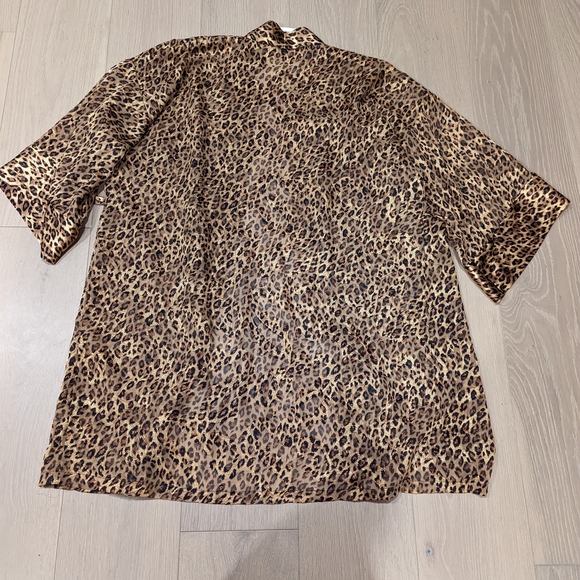 Delicates Vintage Leopard Pattern Robe - Picture 8 of 9